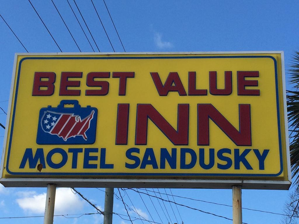 Best Value Inn Motel Sandusky Marianna Exterior photo