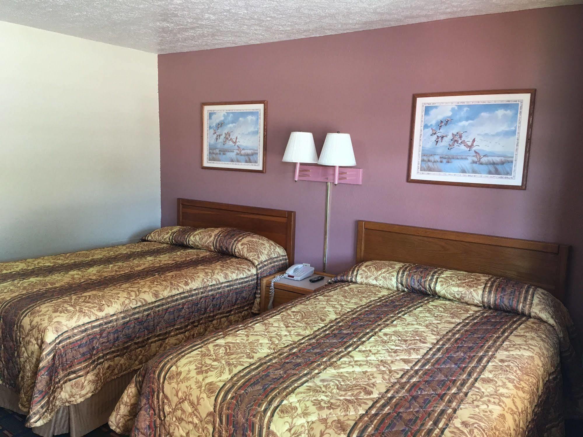 Best Value Inn Motel Sandusky Marianna Exterior photo